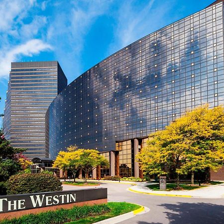 The Westin Southfield Detroit Hotel Exterior photo